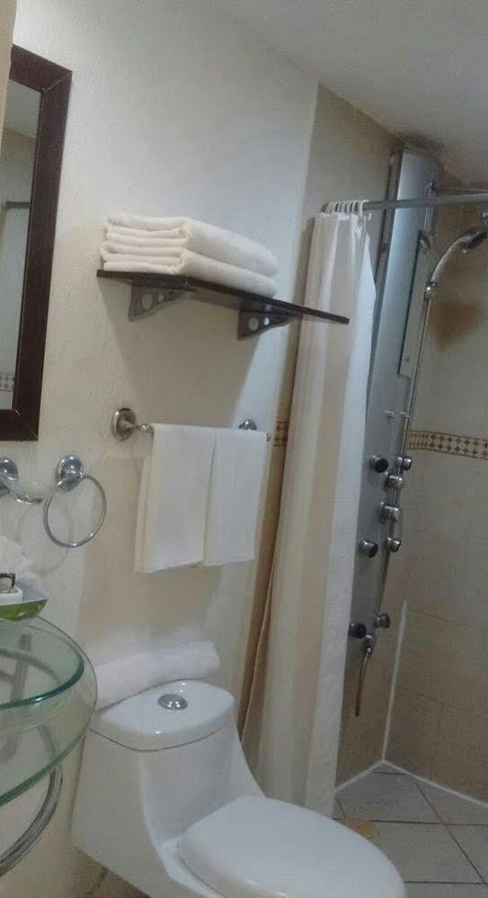 Madero Suites 코아트사코알코스 외부 사진