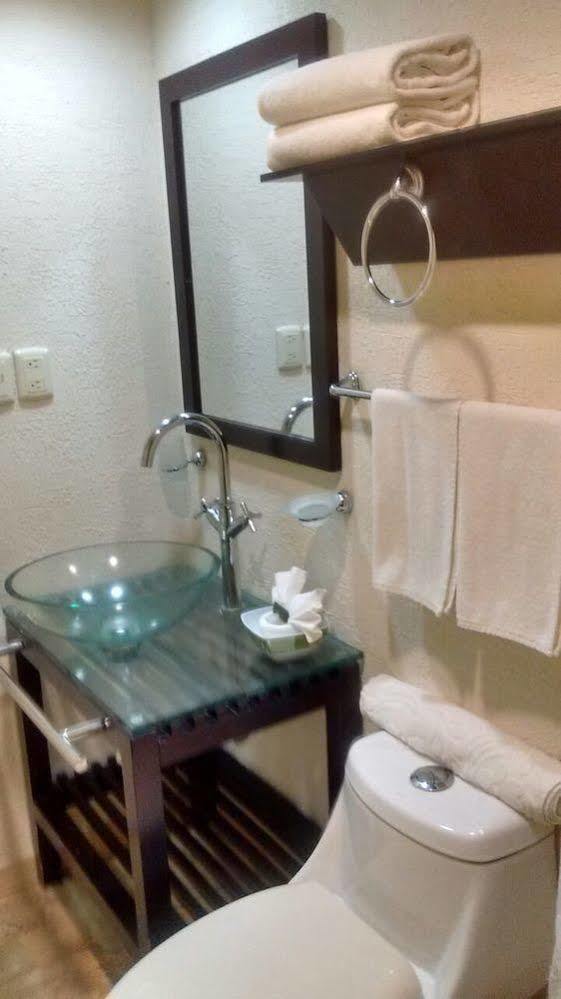 Madero Suites 코아트사코알코스 외부 사진